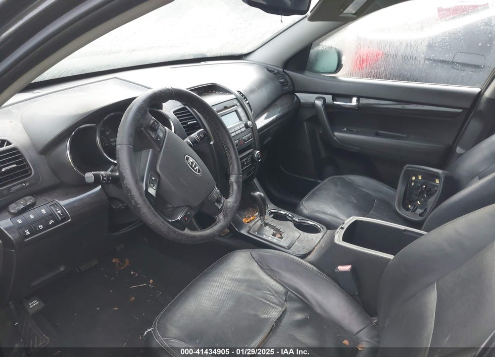 2011 KIA SORENTO EX V6 VIN: 5XYKUDA20BG177861