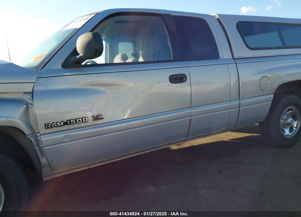 1998 DODGE RAM 1500 ST VIN: 1B7HC13Y1WJ115002