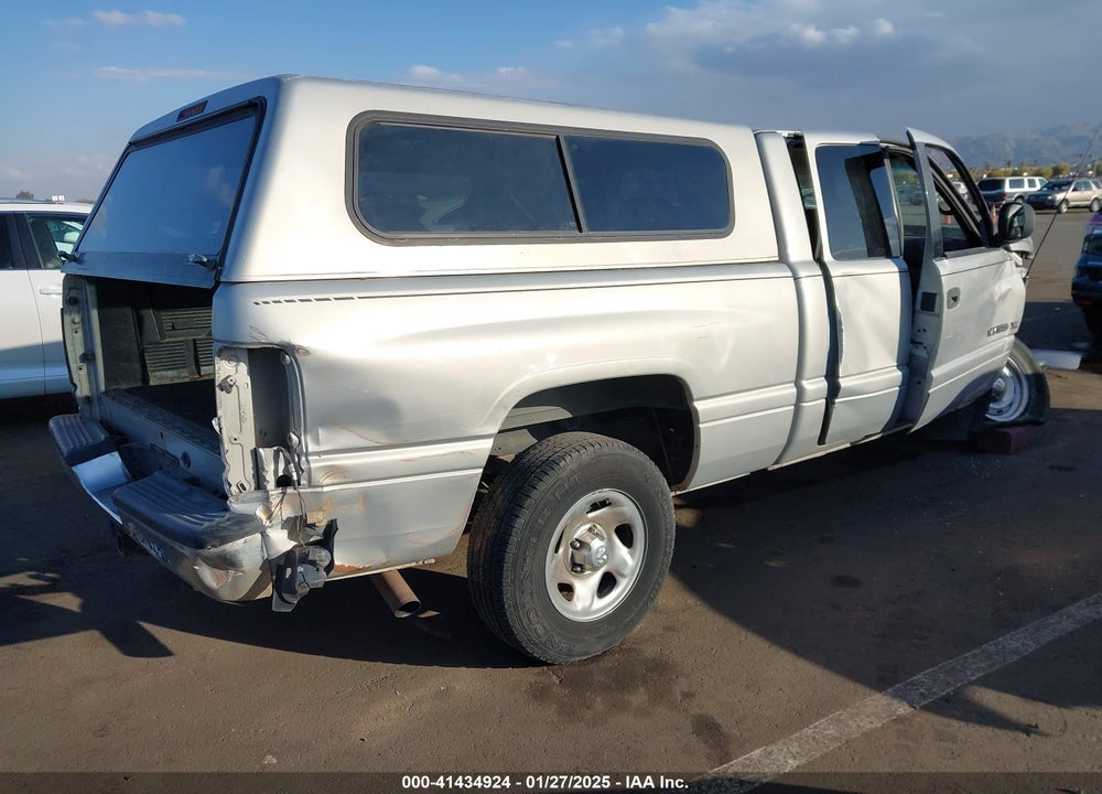 1998 DODGE RAM 1500 ST VIN: 1B7HC13Y1WJ115002