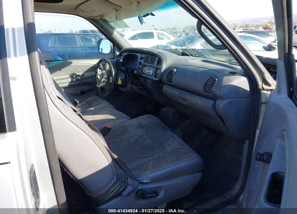 1998 DODGE RAM 1500 ST VIN: 1B7HC13Y1WJ115002