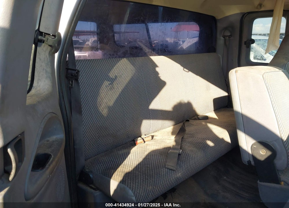1998 DODGE RAM 1500 ST VIN: 1B7HC13Y1WJ115002