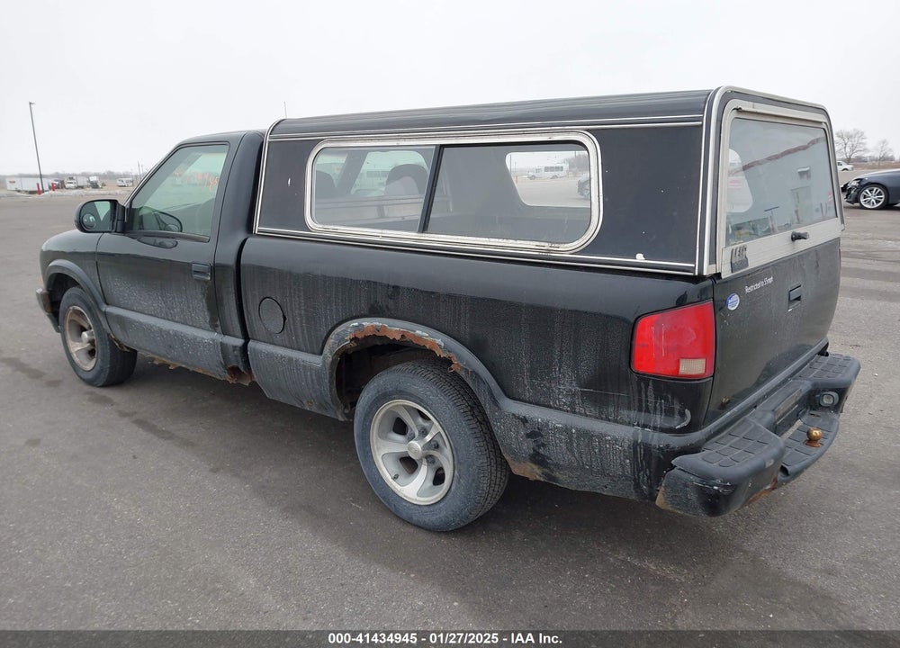 1999 CHEVROLET S-10 LS VIN: 1GCCS1440X8138336