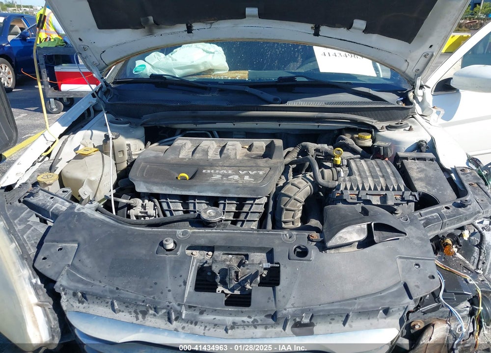 2013 CHRYSLER 200 VIN: 1C3CCBBB2DN656678