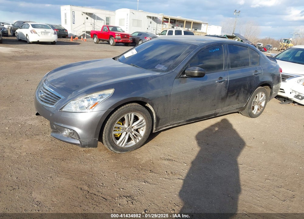 2015 INFINITI Q40 VIN: JN1CV6AR1FM522428