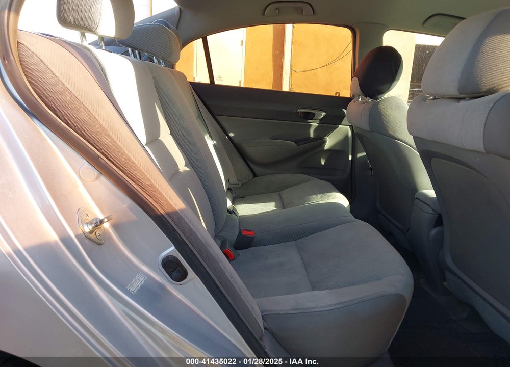 2010 HONDA CIVIC VIN: 19XFA1F54AE049775