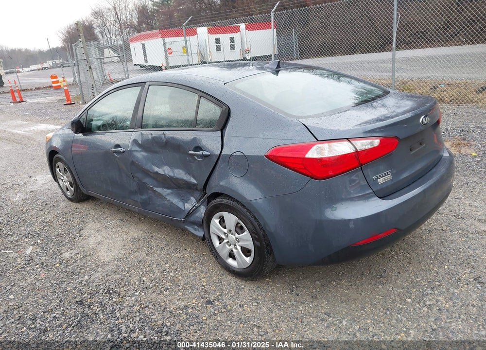 2016 KIA FORTE LX VIN: KNAFK4A67G5571154