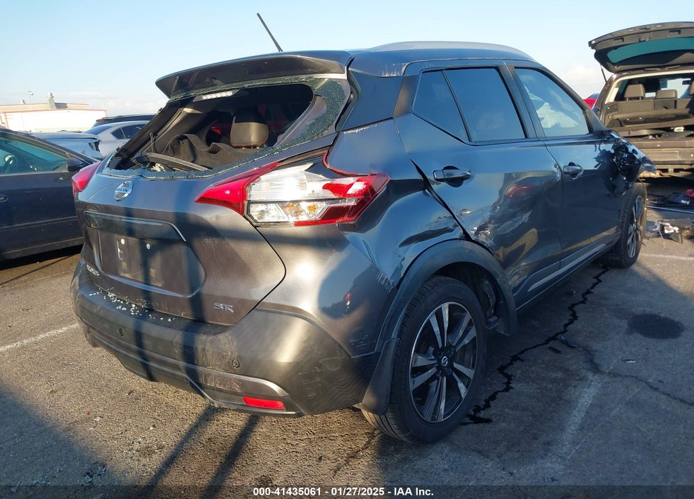 2019 NISSAN KICKS SR VIN: 3N1CP5CU8KL539317