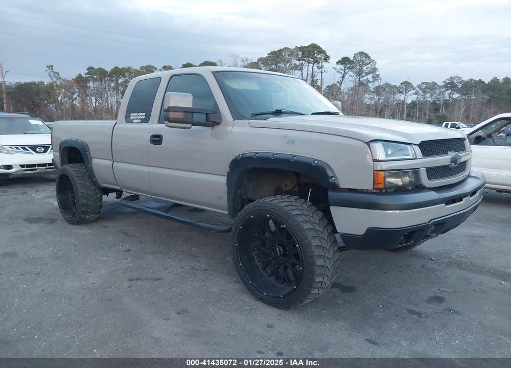 2003 CHEVROLET SILVERADO 1500 LS VIN: 2GCEK19T731209523