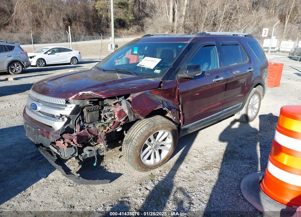 2011 FORD EXPLORER XLT VIN: 1FMHK8D88BGA12527