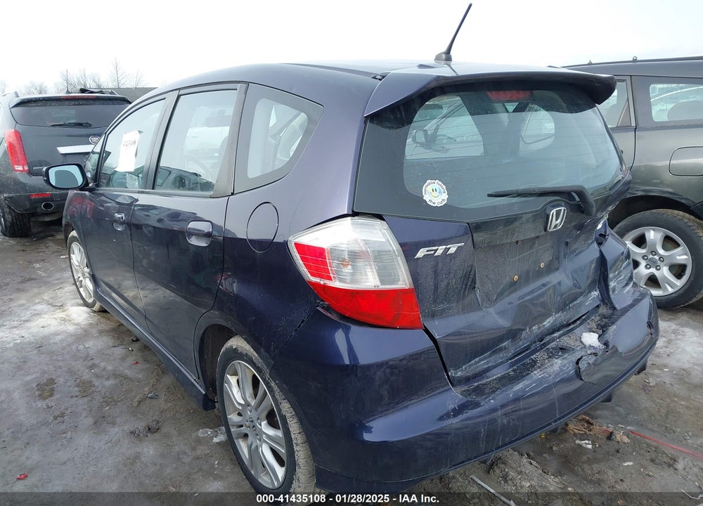 2010 HONDA FIT SPORT VIN: JHMGE8H44AC030770