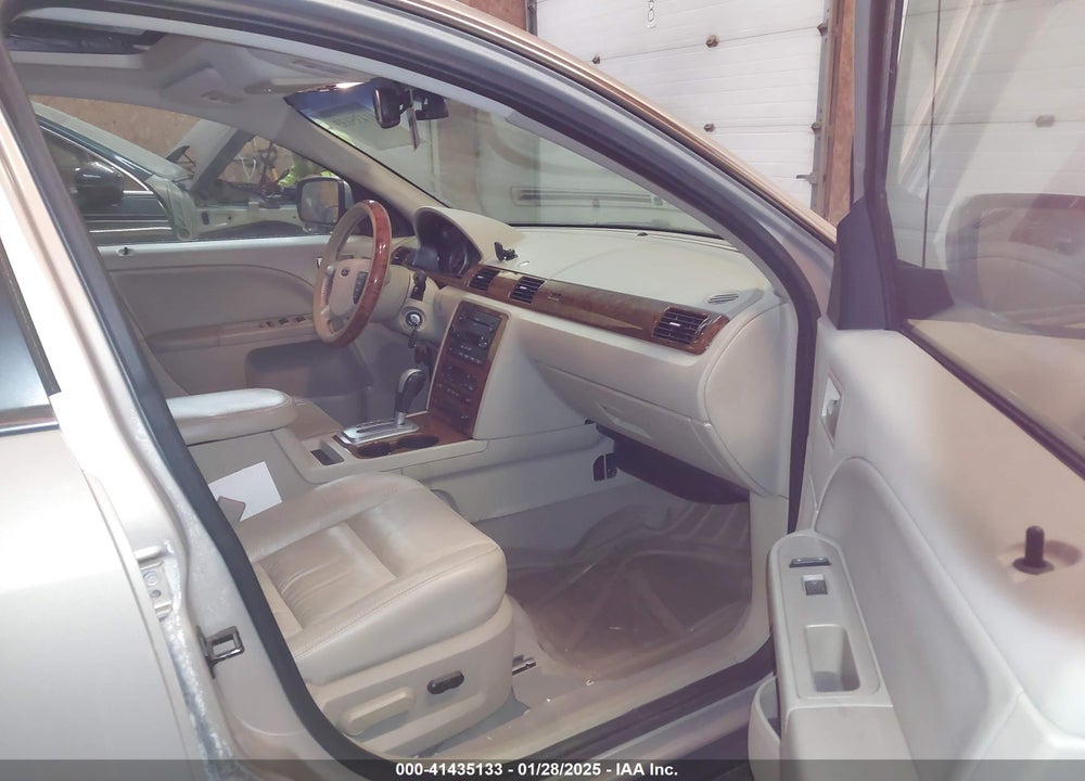 2007 FORD FIVE HUNDRED VIN: 1FAHP24107G128503