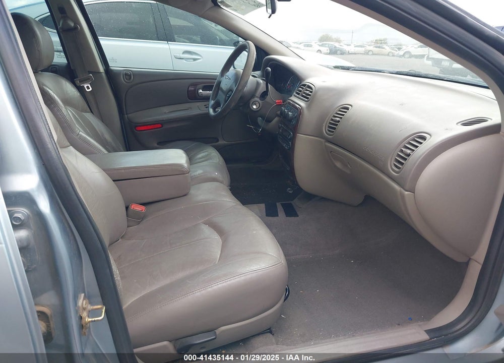 2004 CHRYSLER CONCORDE LX VIN: 2C3HD46R14H682297