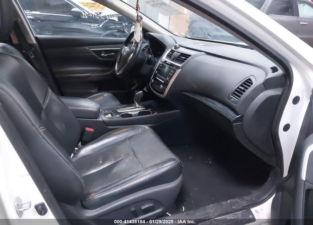 2018 NISSAN ALTIMA VIN: 1N4AL3AP8JC184831