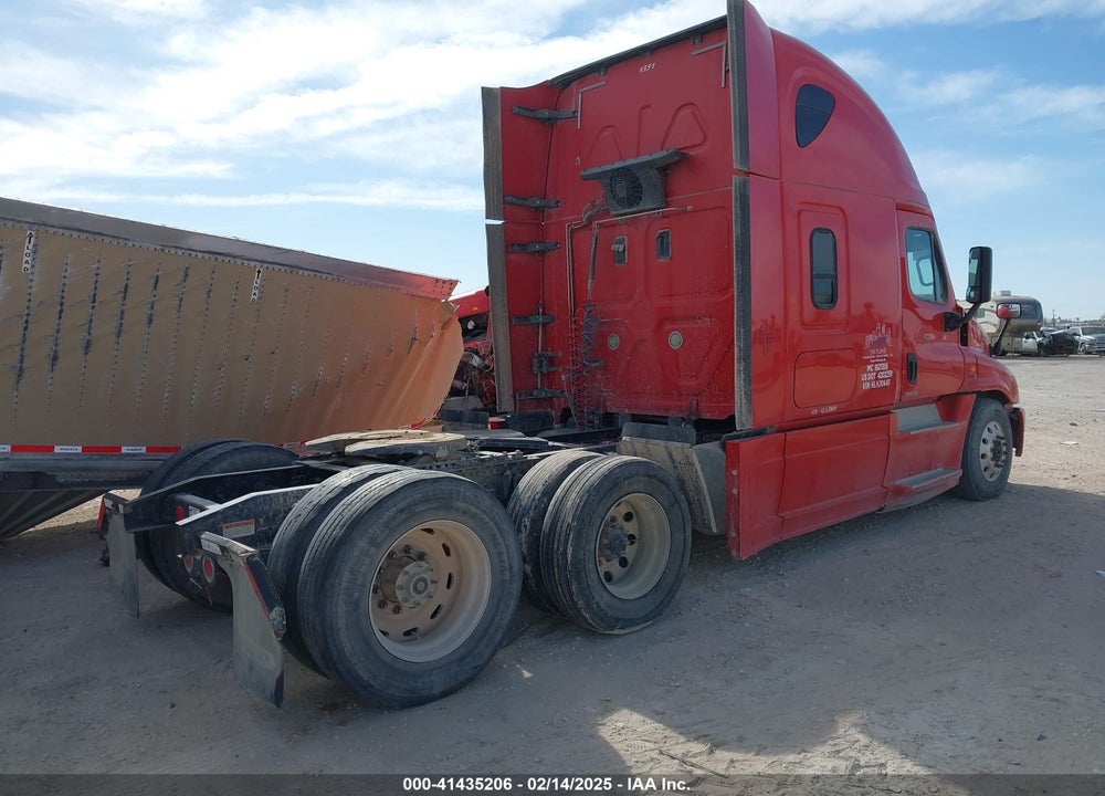 2017 FREIGHTLINER CASCADIA 125 --- VIN: 1FUGGLDR8HLHJ0645