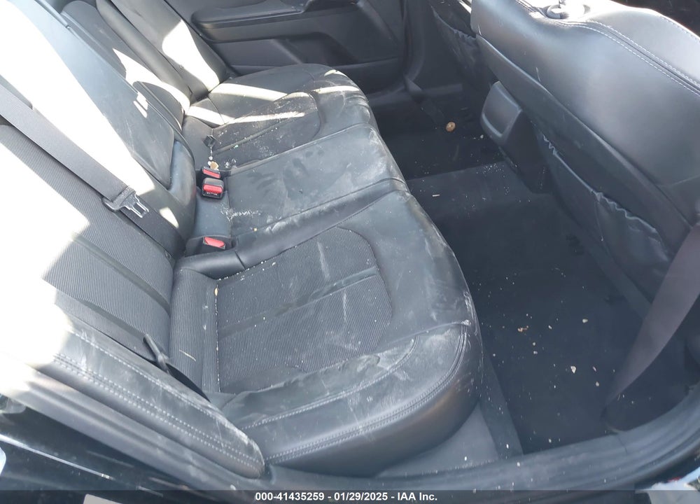 2021 KIA K5 VIN: 5XXG64J24MG079178
