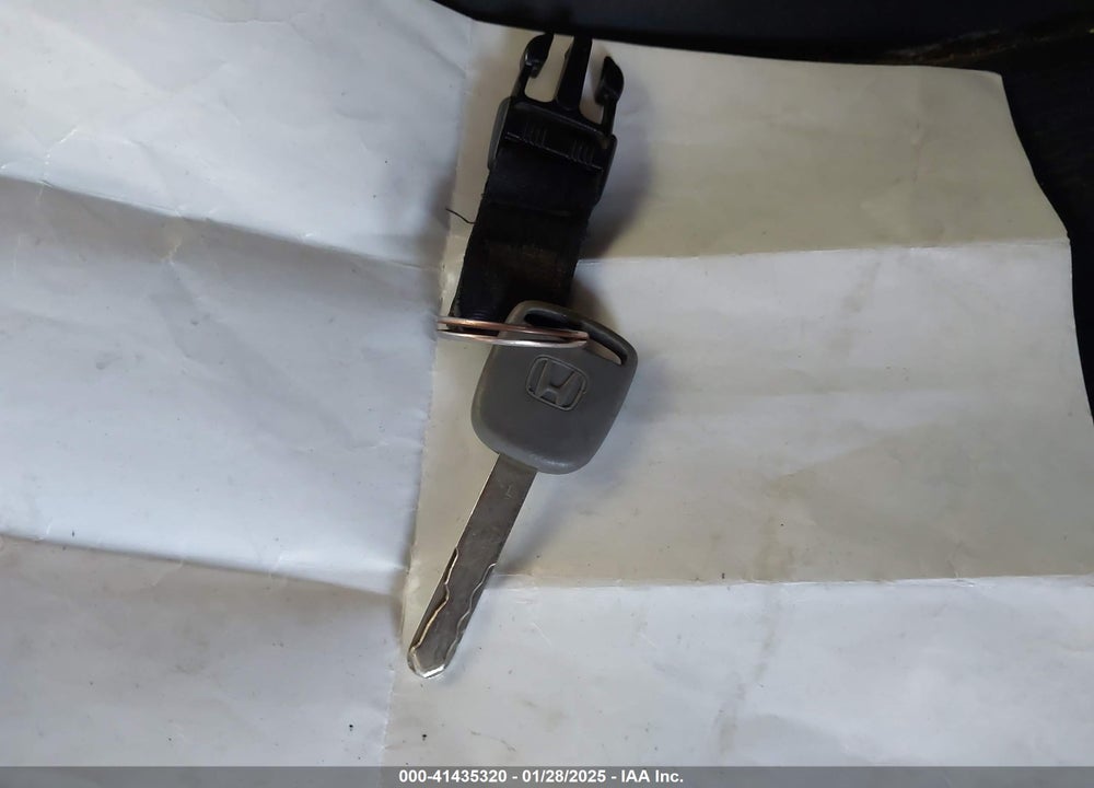 2012 HONDA ACCORD VIN: 1HGCS1B39CA007467