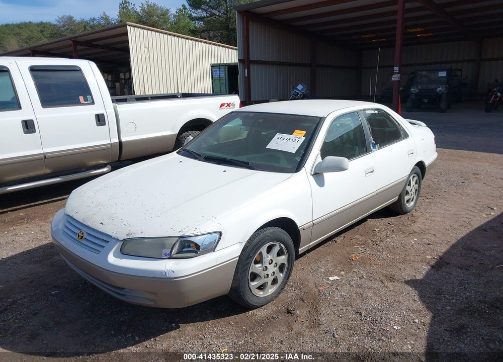 1999 TOYOTA CAMRY LE V6 VIN: 4T1BF28K5XU932833