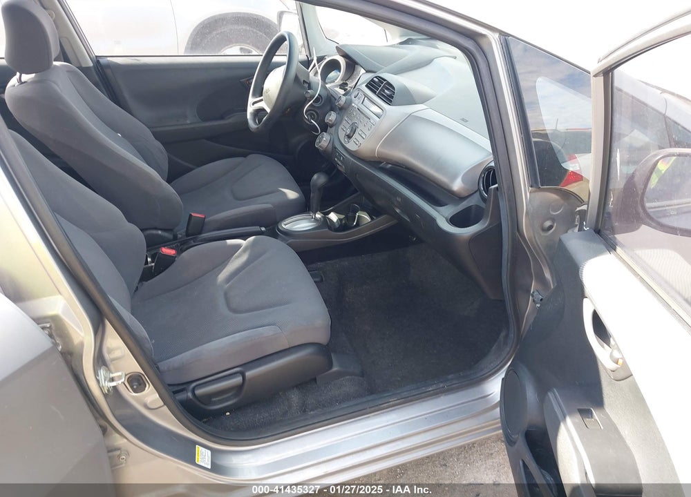 2009 HONDA FIT VIN: JHMGE88229C005134