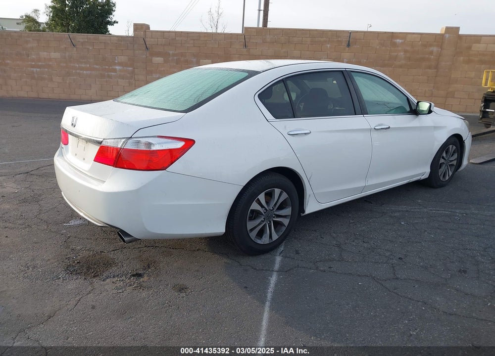 2015 HONDA ACCORD VIN: 1HGCR2F33FA153587