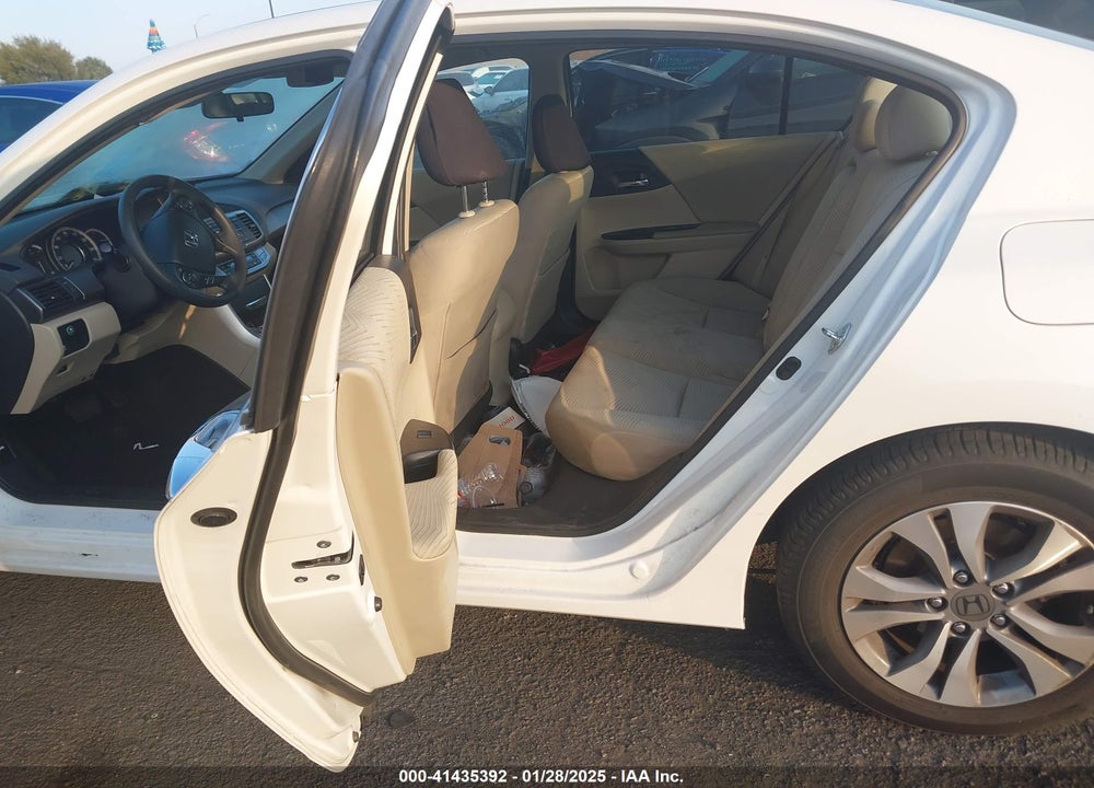 2015 HONDA ACCORD VIN: 1HGCR2F33FA153587