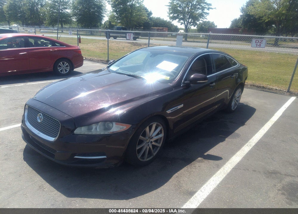 2011 JAGUAR XJ VIN: SAJWA1CB5BLV09952