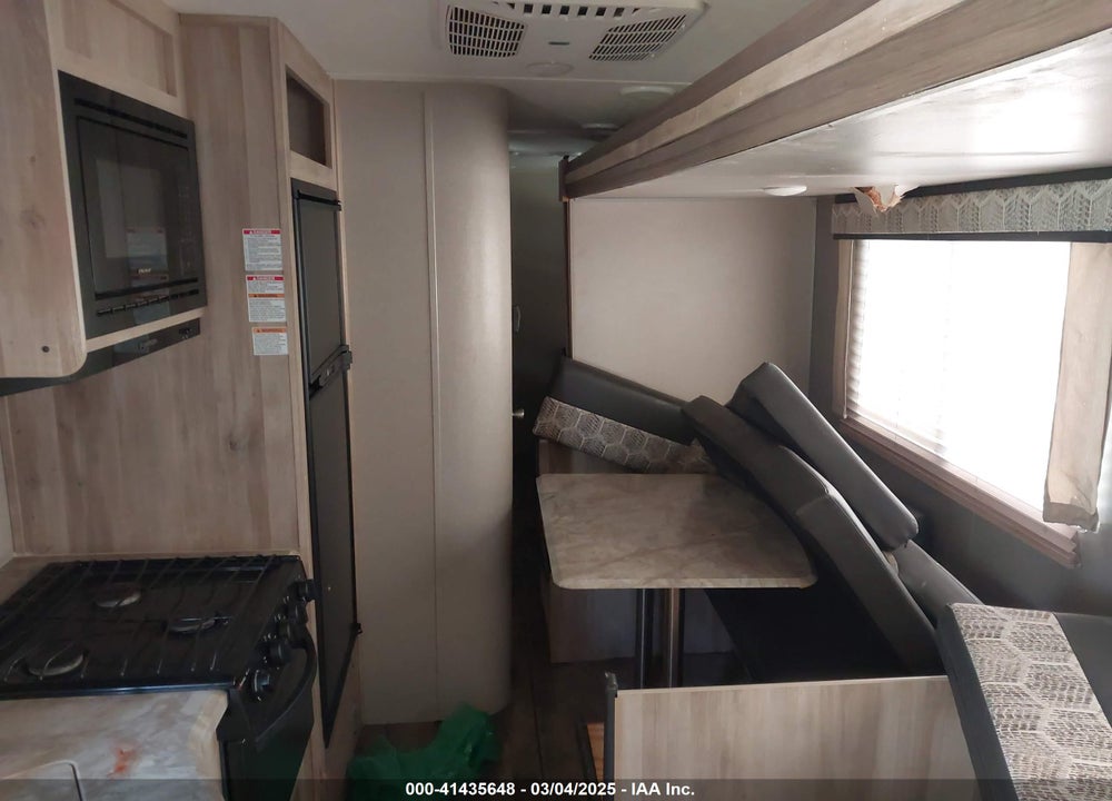 2020 COACHMEN CATALINA VIN: 5ZT2CAUB6LU037051