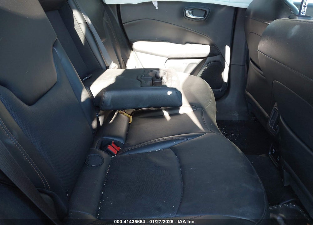 2019 JEEP COMPASS VIN: 3C4NJDCB4KT787418
