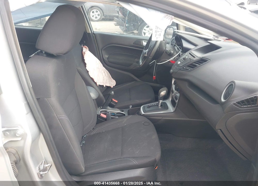 2015 FORD FIESTA VIN: 3FADP4BJ6FM150815
