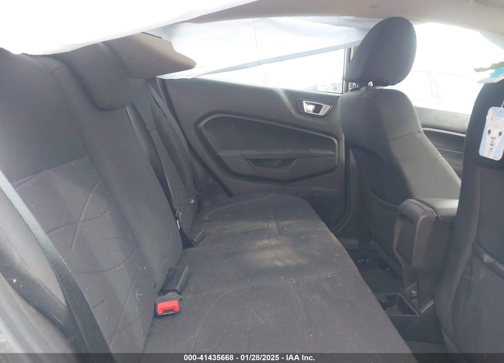 2015 FORD FIESTA VIN: 3FADP4BJ6FM150815