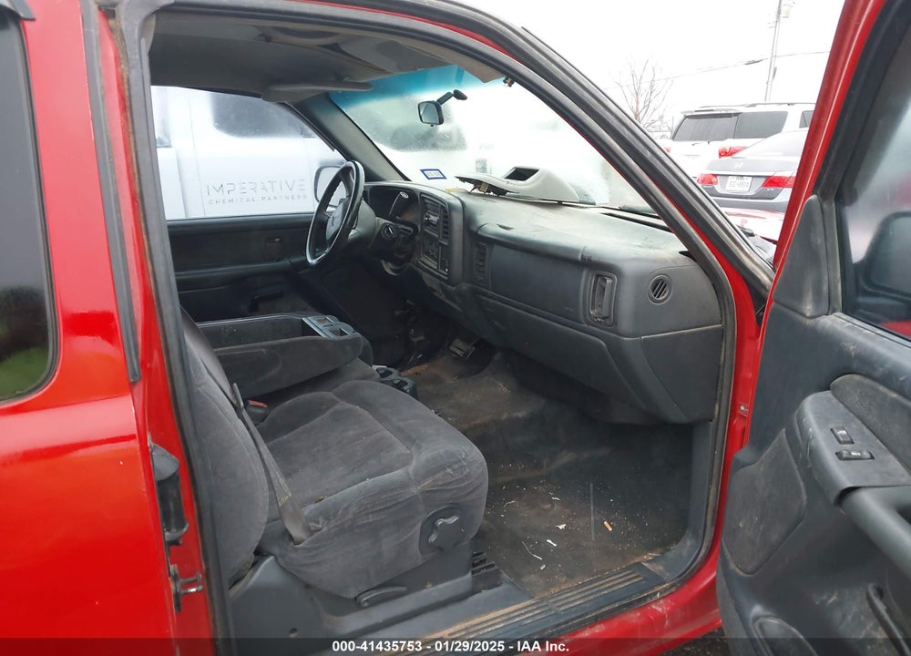 2001 CHEVROLET SILVERADO 1500 LS VIN: 2GCEC19T911276523