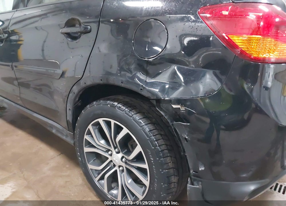 2017 MITSUBISHI OUTLANDER SPORT 2.0 ES VIN: JA4AR3AU4HZ065657