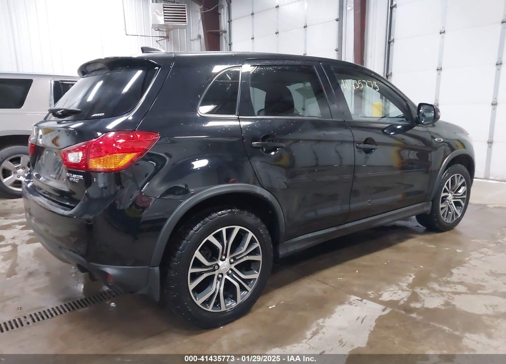 2017 MITSUBISHI OUTLANDER SPORT 2.0 ES VIN: JA4AR3AU4HZ065657