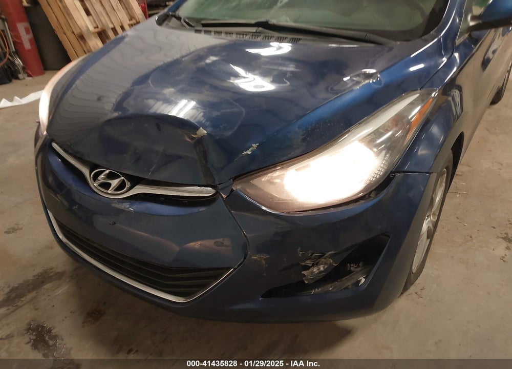 2016 HYUNDAI ELANTRA VIN: 5NPDH4AE4GH787575