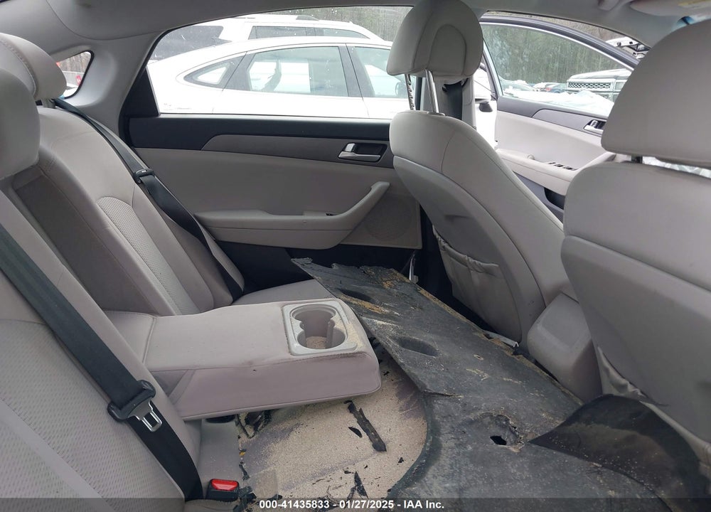 2015 HYUNDAI SONATA VIN: 5NPE24AF7FH251099