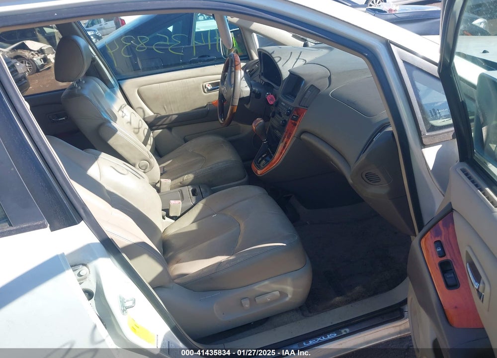 2002 LEXUS RX 300 VIN: JTJHF10U520244897