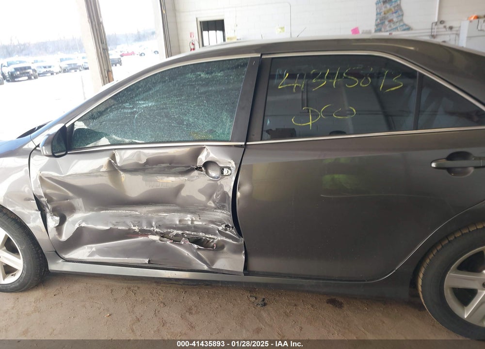 2014 TOYOTA CAMRY VIN: 4T1BF1FK6EU832637