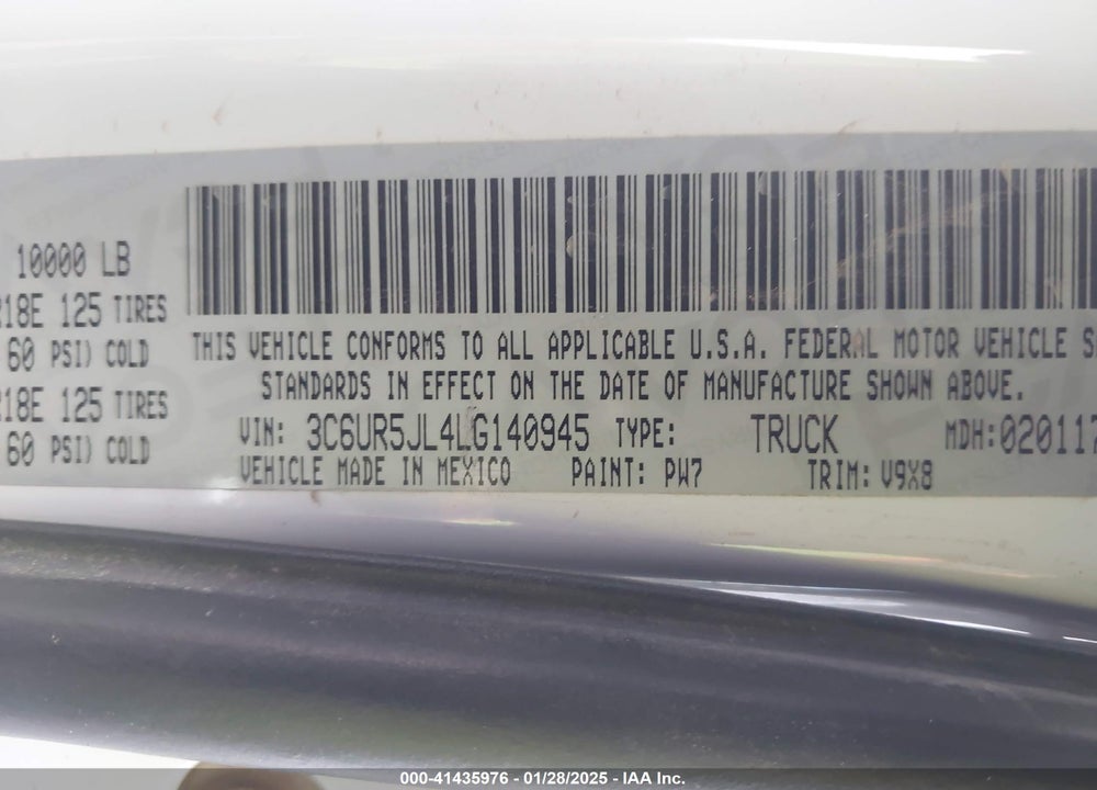 2020 RAM 2500 VIN: 3C6UR5JL4LG140945