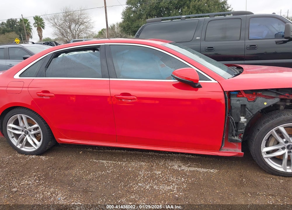 2022 AUDI A4 VIN: WAUEAAF40NN013731