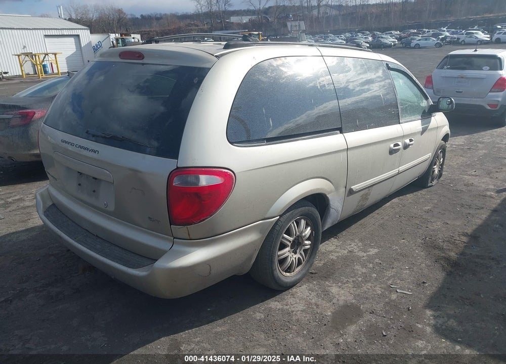 2005 CHRYSLER TOWN & COUNTRY TOURING VIN: 2C8GP54L05R465966