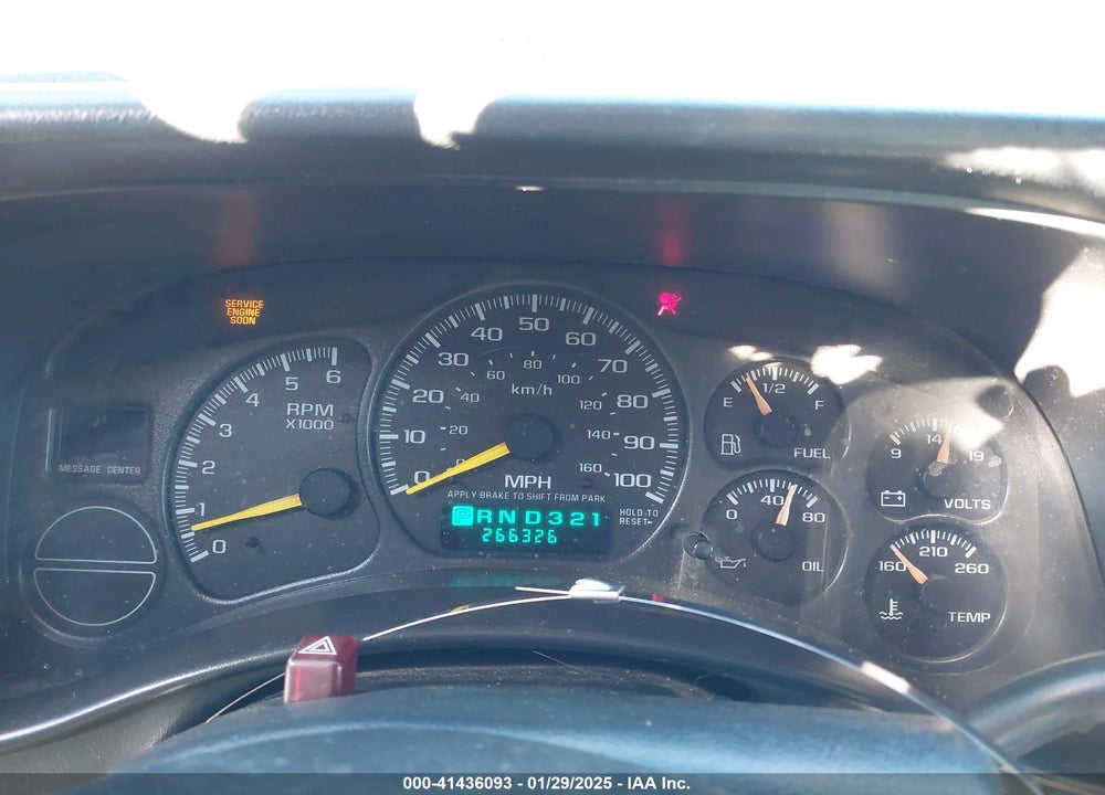 2001 CHEVROLET TAHOE LS VIN: 1GNEC13T81R141783