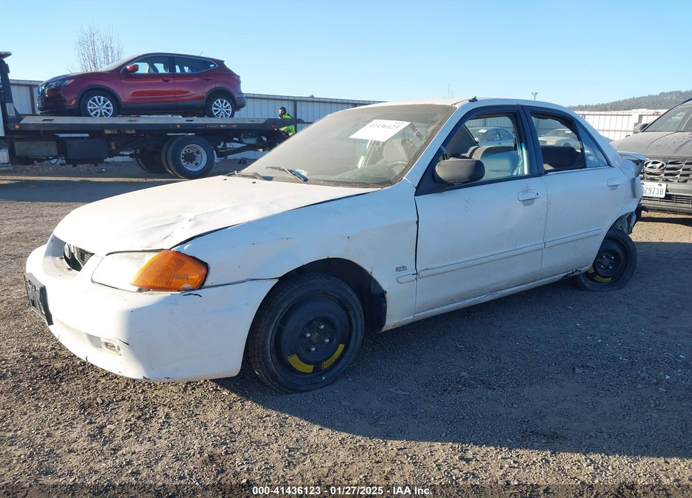 2000 MAZDA PROTEGE ES VIN: JM1BJ2237Y0290127