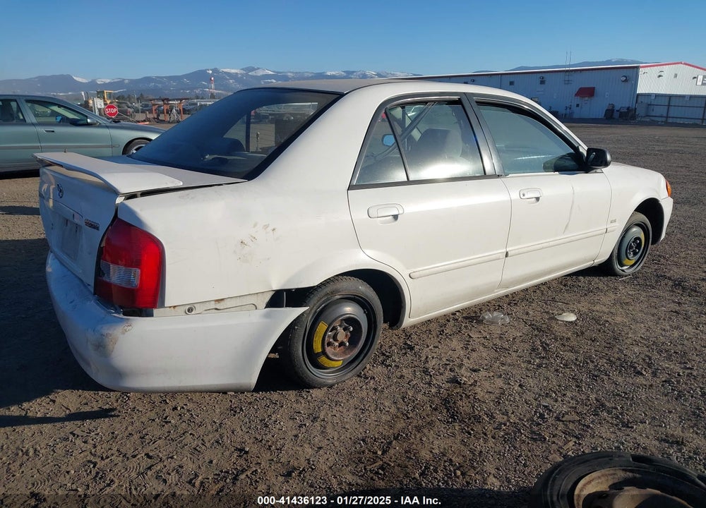 2000 MAZDA PROTEGE ES VIN: JM1BJ2237Y0290127