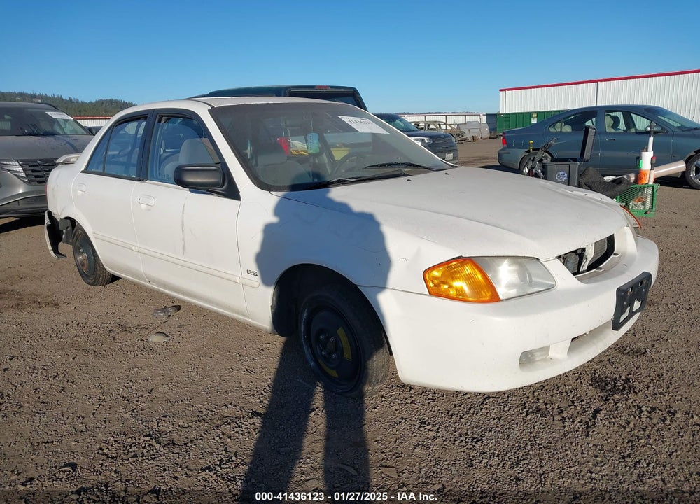 2000 MAZDA PROTEGE ES VIN: JM1BJ2237Y0290127
