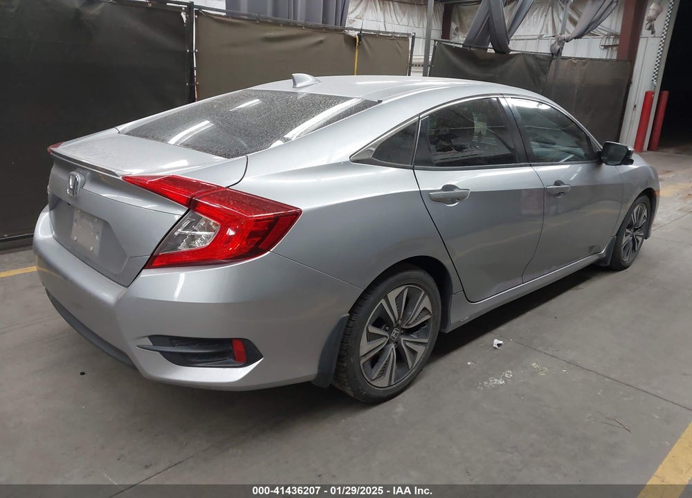 2017 HONDA CIVIC VIN: 19XFC1F38HE013199