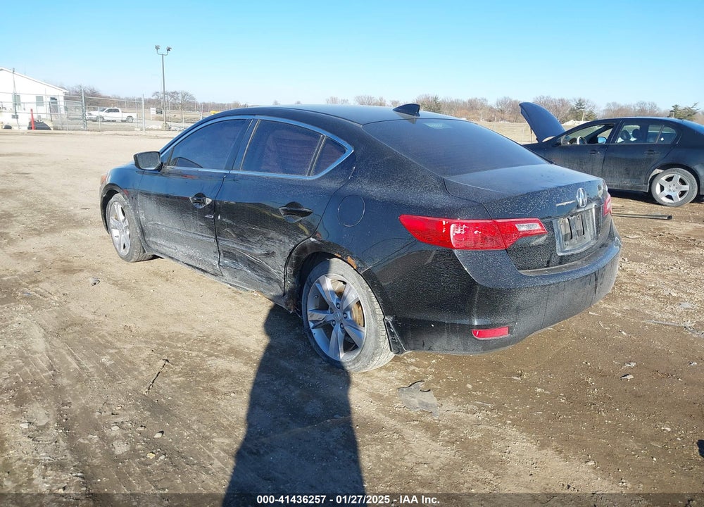 2013 ACURA ILX VIN: 19VDE1F74DE003101