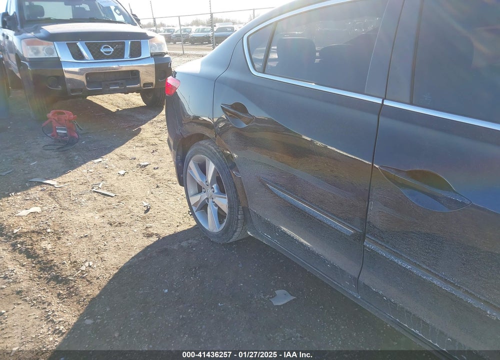 2013 ACURA ILX VIN: 19VDE1F74DE003101