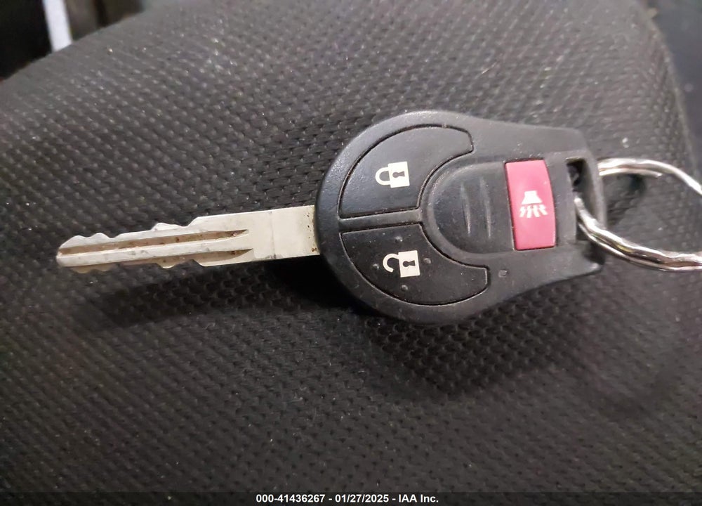 2013 NISSAN ROGUE S VIN: JN8AS5MV5DW633831
