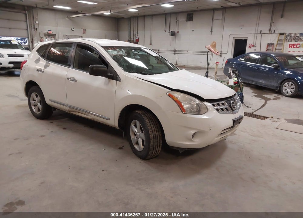 2013 NISSAN ROGUE S VIN: JN8AS5MV5DW633831