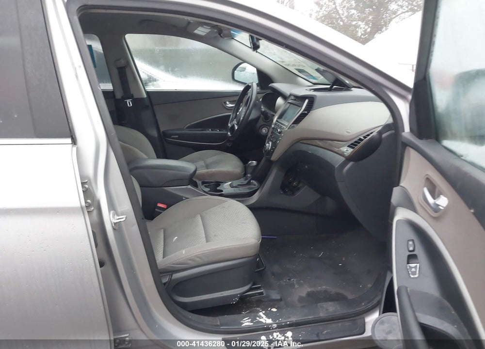 2018 HYUNDAI SANTA FE SE VIN: KM8SM4HF9JU279130