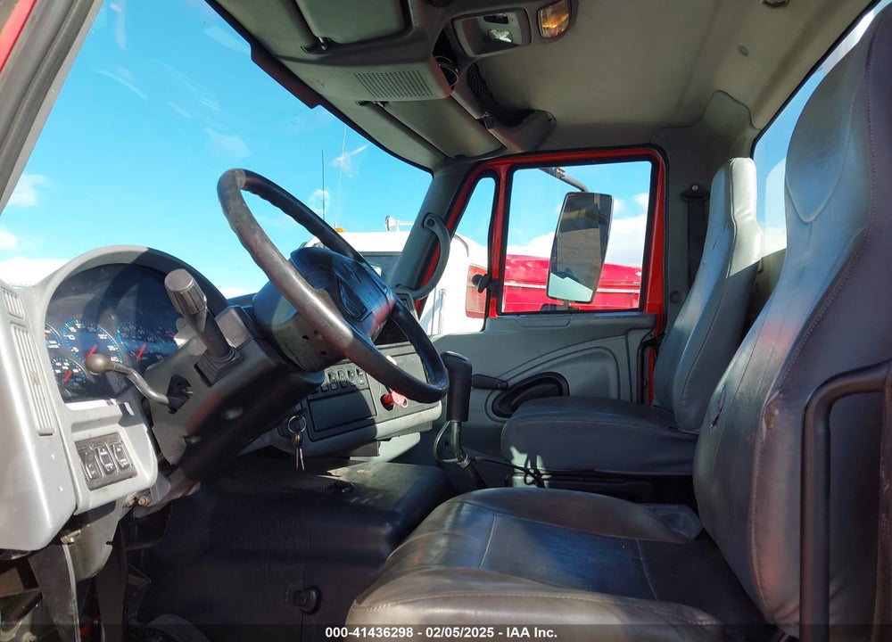 2007 INTERNATIONAL 8000 8600 VIN: 1HSHWAHN67J559619